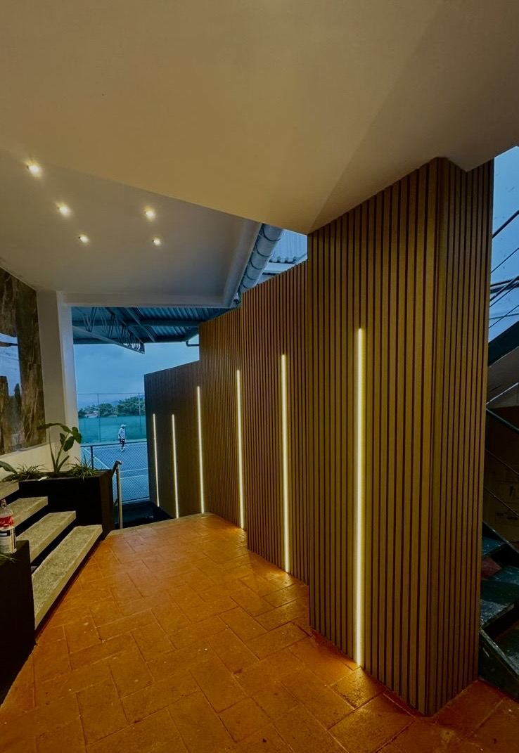 Panel WPC con luz integrada